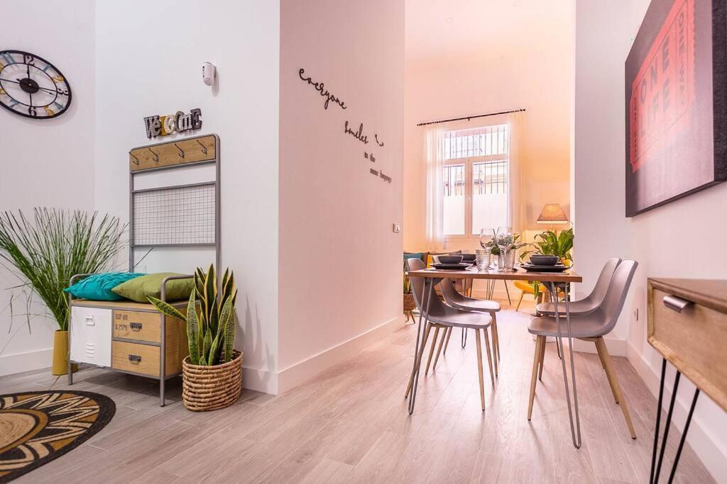Ferienwohnung San Vicente Dreams Sevilla Exterior foto